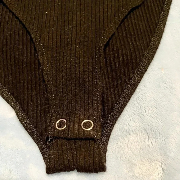 Open back Small Bodysuit for Women Forever21 - Picture 4 of 6